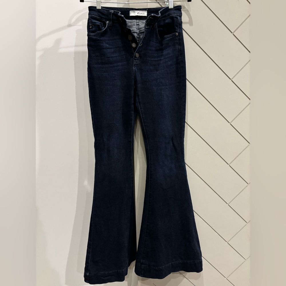 Kan Can bell bottom jeans